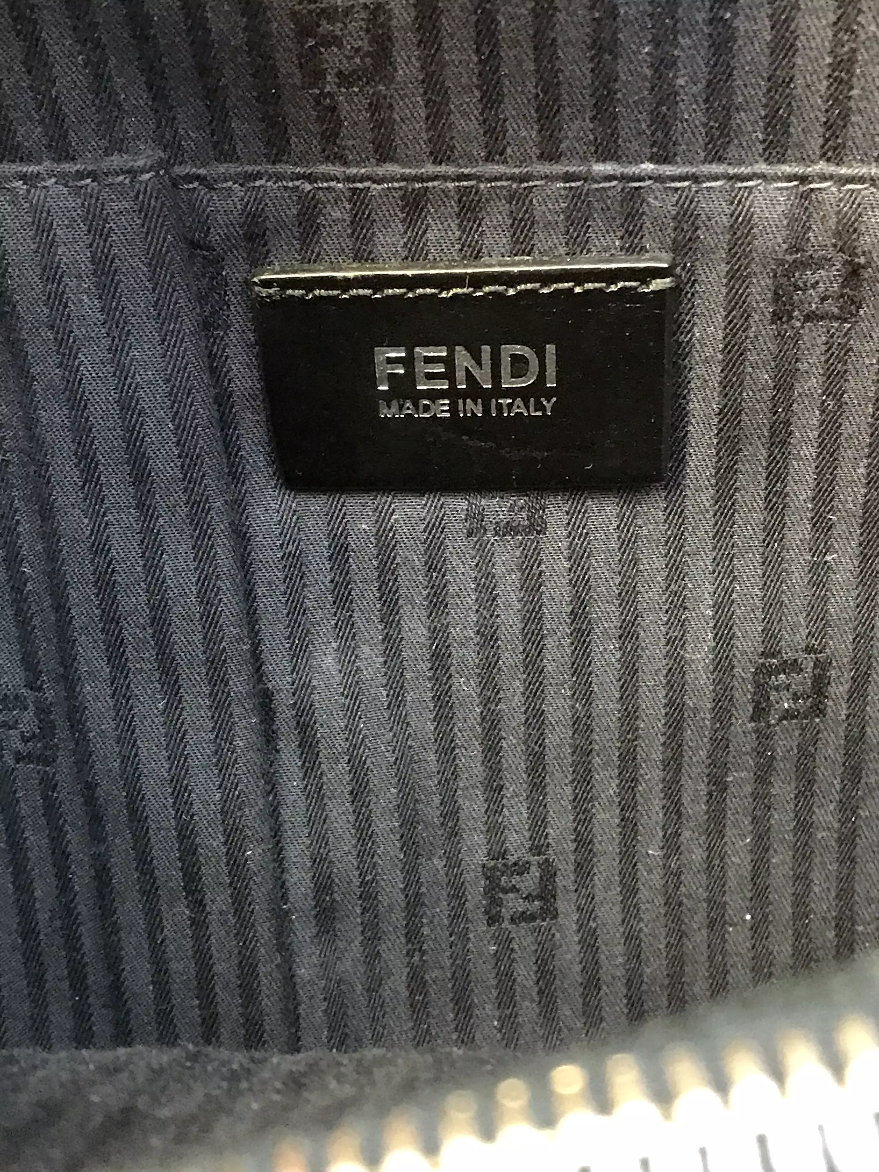 Fendi 2Jours Medium Textured Leather Tote Bag