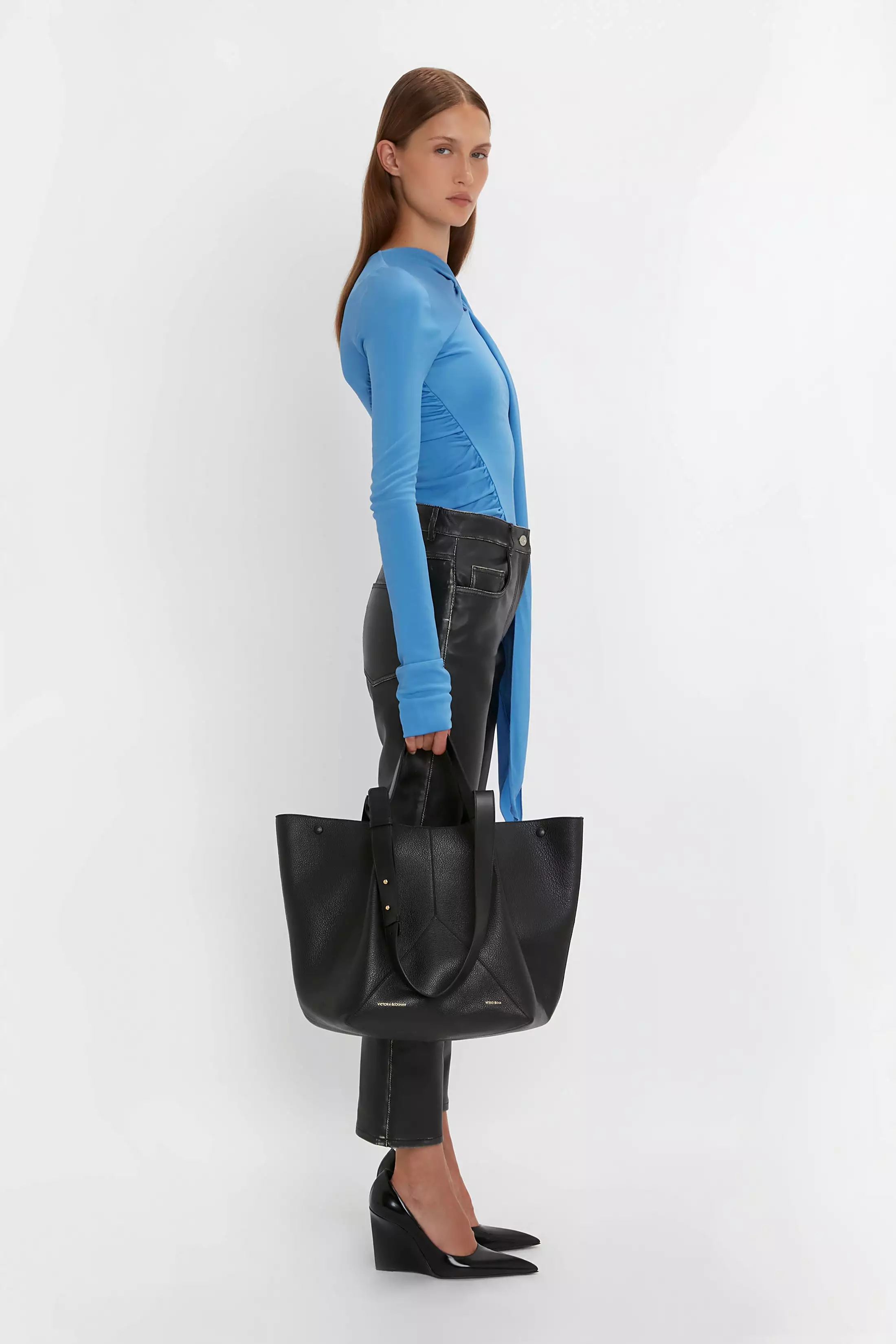 The Medium Tote In Black Leather